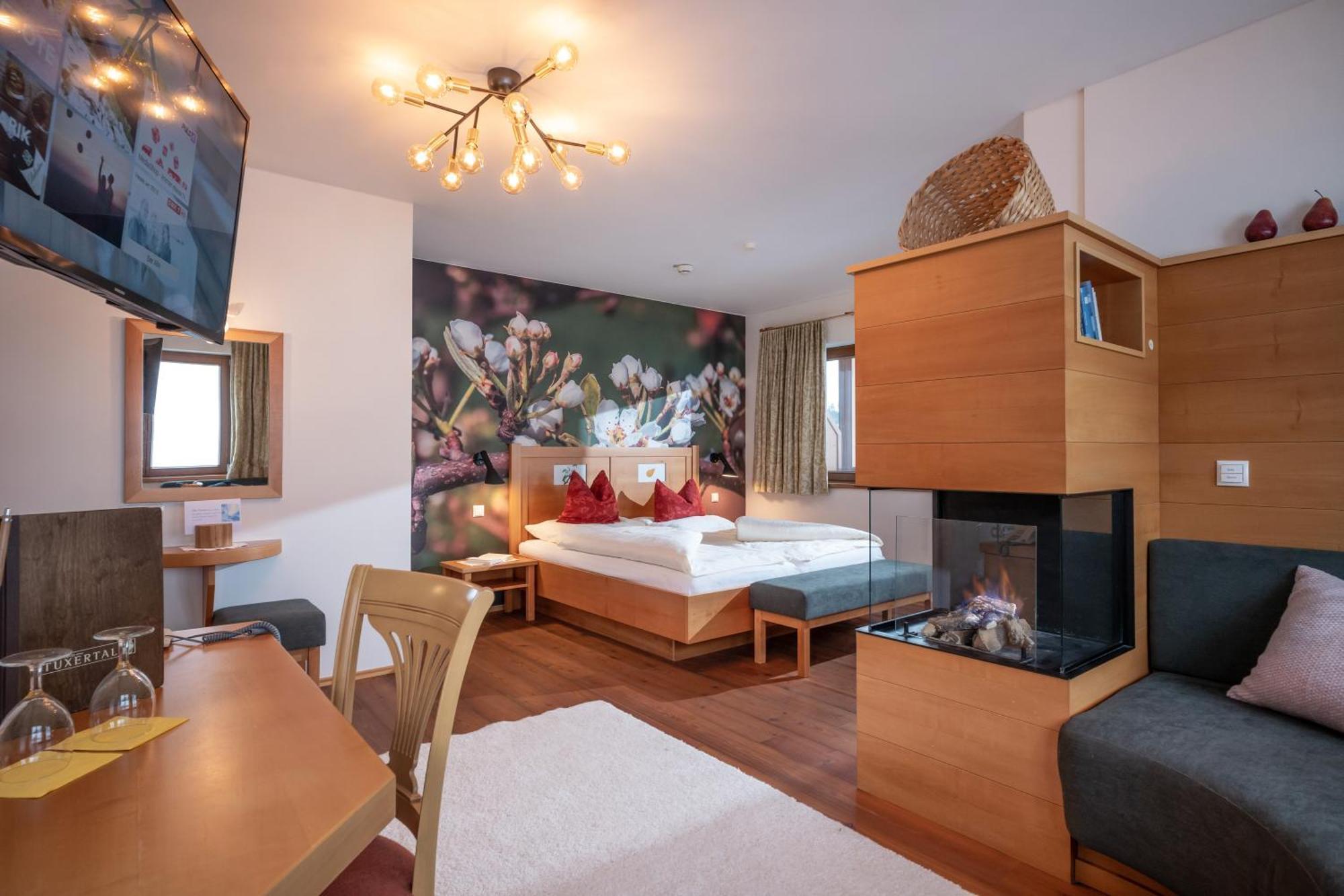 Natur- & Wanderhotel Tuxertal Экстерьер фото