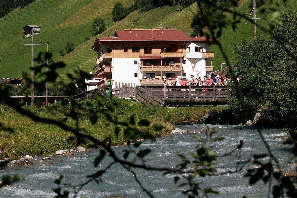 Natur- & Wanderhotel Tuxertal Экстерьер фото